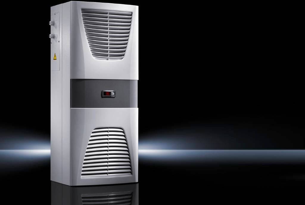 Chladicí systém Mini pro montáž na stěnu, 2500 W, 400 x 1580 x 290 mm Rittal (š x v x h) 400 x 1580 x 290 mm