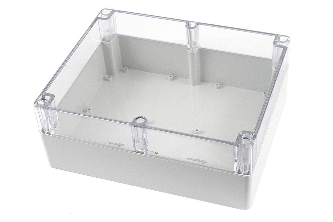 Transparente Kunststoffbox mit Deckel, rechteckig, leer. Verwendung häufig für Elektronikteile oder technische Geräte.