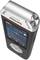 Digitaler Audiorecorder mit Display zeigt Aufnahmeinformationen 'Interview: 32 kbps, 02:25 Min., 22 November'.