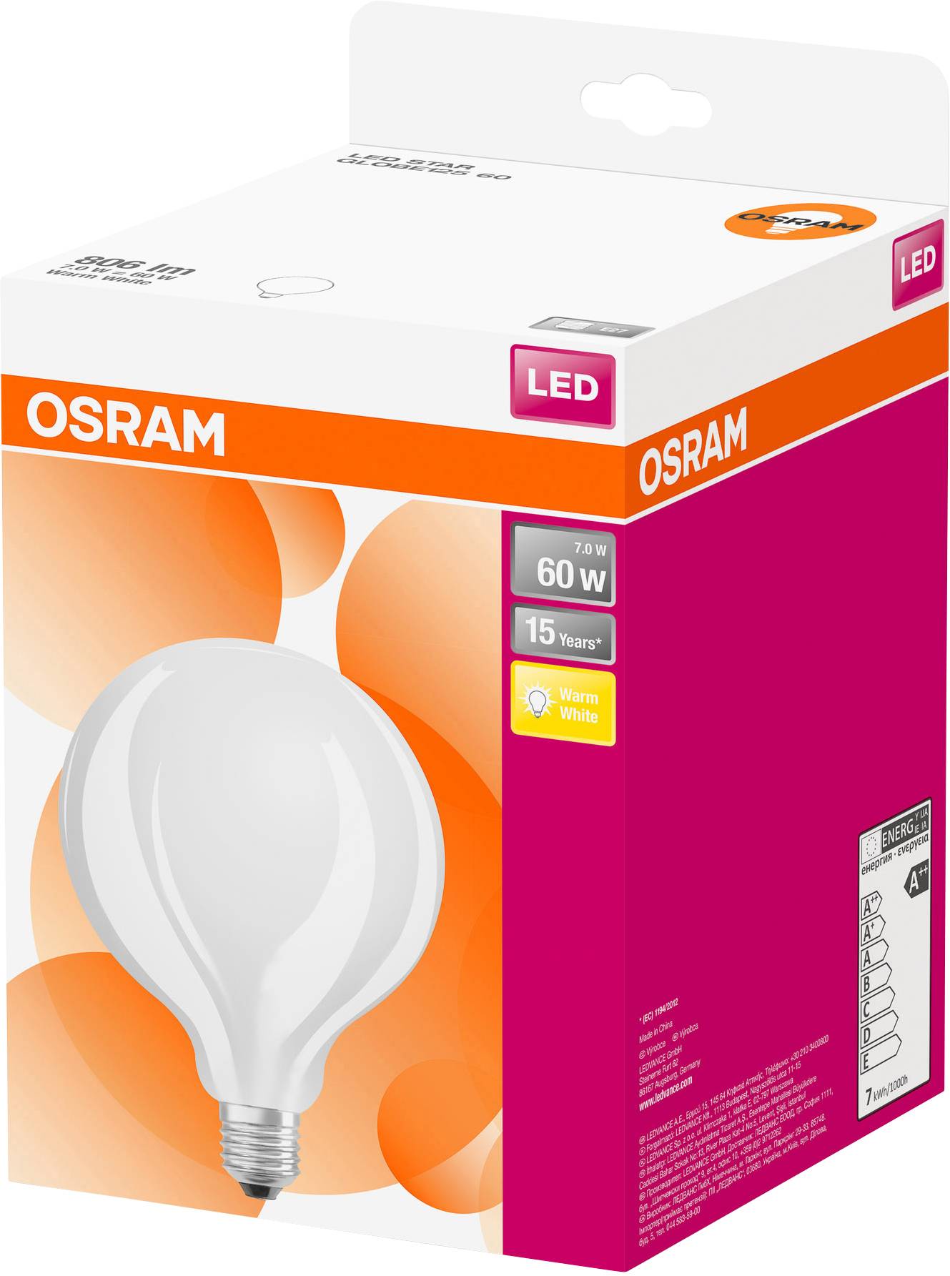 Die Verpackung einer OSRAM LED-Glühbirne, 60W, 15 Jahre Lebensdauer, warmweißes Licht. Verpackung in Orange und Weiß gestaltet.