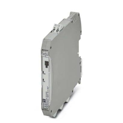 Ein grau-weißes elektronisches Gerät in schmaler Bauweise mit Beschriftungen auf der Vorderseite. Es scheint für Schaltschrankinstallationen geeignet zu sein.