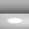 An der Decke montierte runde LED-Einbauleuchte, die gleichmäßiges weißes Licht ausstrahlt. Ideal zur Beleuchtung von Innenräumen.