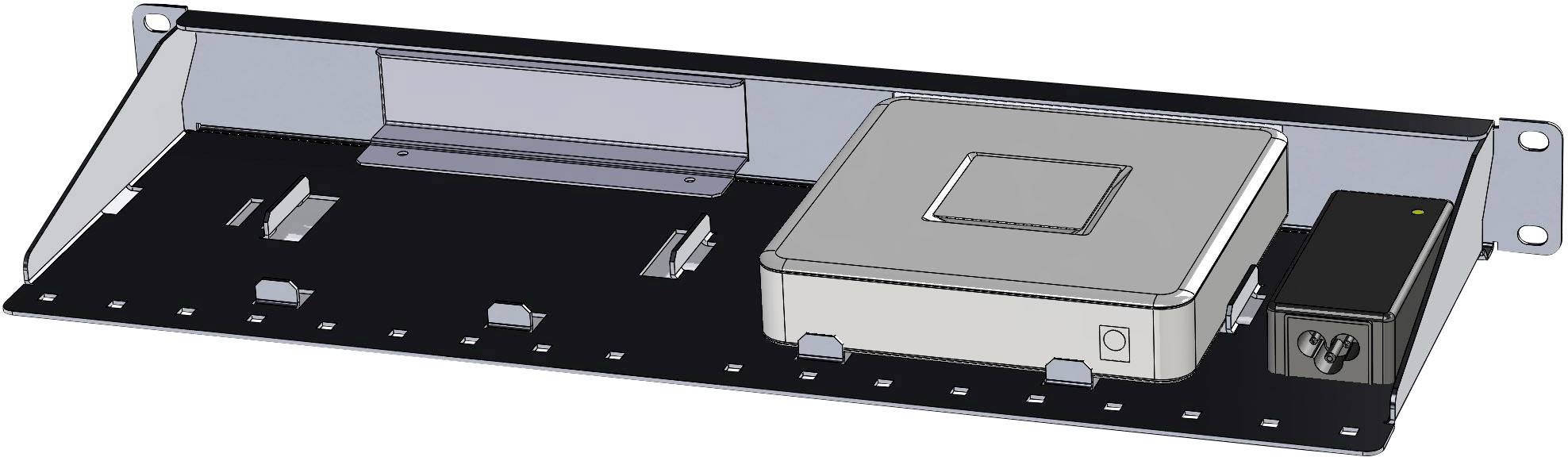 Eine Metallplatte mit mehreren Halterungen und einem großen rechteckigen Gerät sowie einem kleineren schwarzen Gerät rechts.
