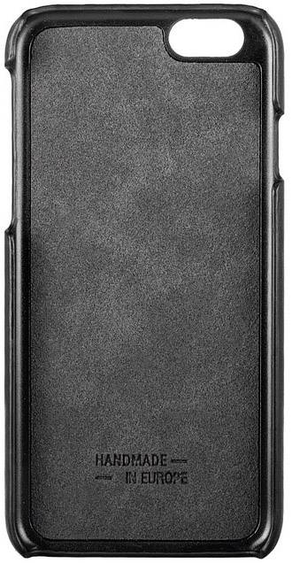 Schwarze Handyhülle mit der Aufschrift 'Handmade in Europe', zeigt schlichte, elegante Gestaltung aus Leder.