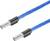 Zwei blaue elektrische Kabel mit silbernen Metallabschlüssen und schwarzen Isolatoren an den Enden, auf weißem Hintergrund.