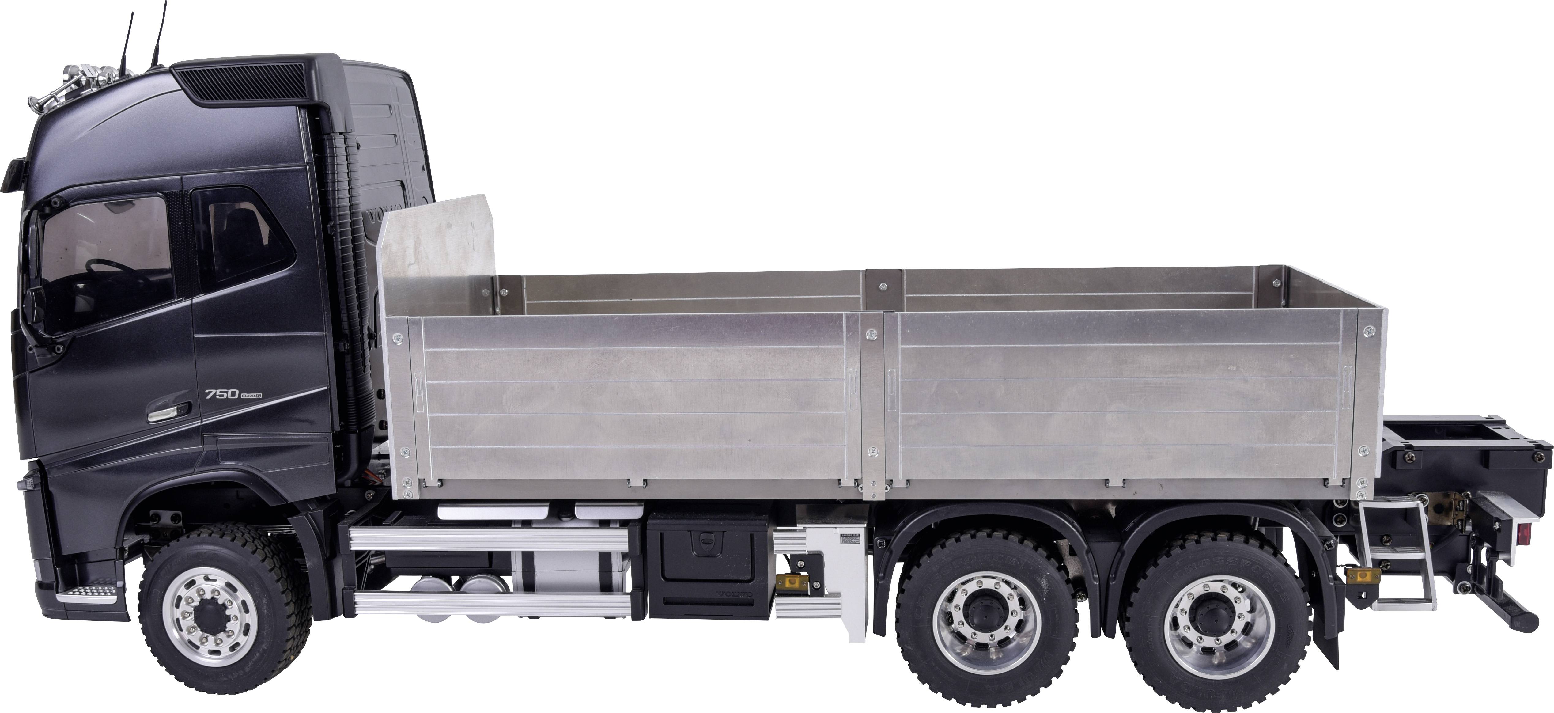 Ein schwarzer Lastwagen mit einer offenen Ladefläche, bereit für den Transport von Gütern. Das Fahrzeug steht auf einer weißen Fläche.