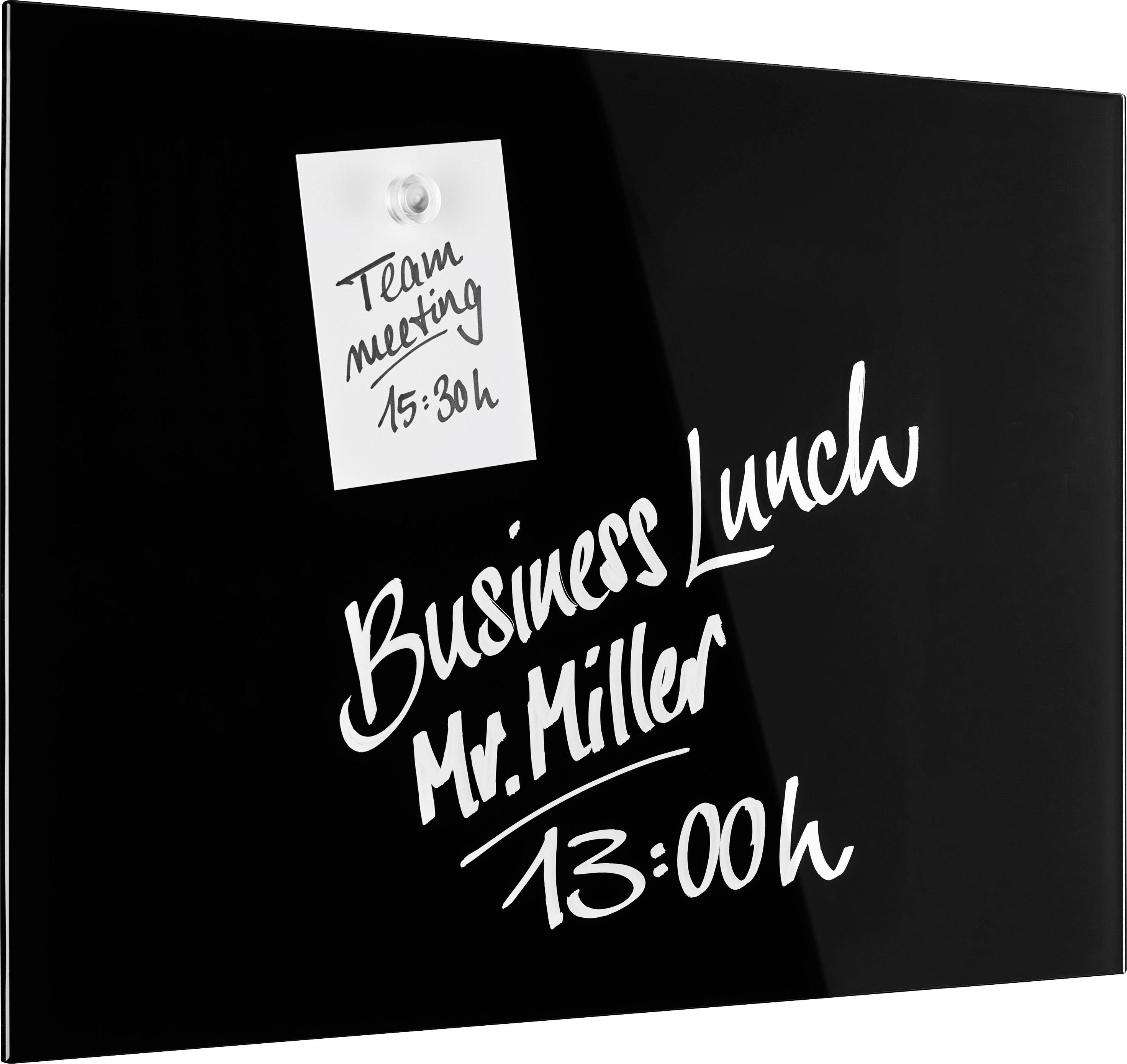 Schwarzes Schild mit der Aufschrift: 'Business Lunch Mr. Miller 13:00h'. Eine Notiz oben links zeigt: 'Team meeting 15:30h'.