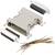Ein grauer DB25-Stecker-Kit, bestehend aus einem Gehäuse, männlichen und weiblichen Steckern sowie farbigen Kabelsteckern.
