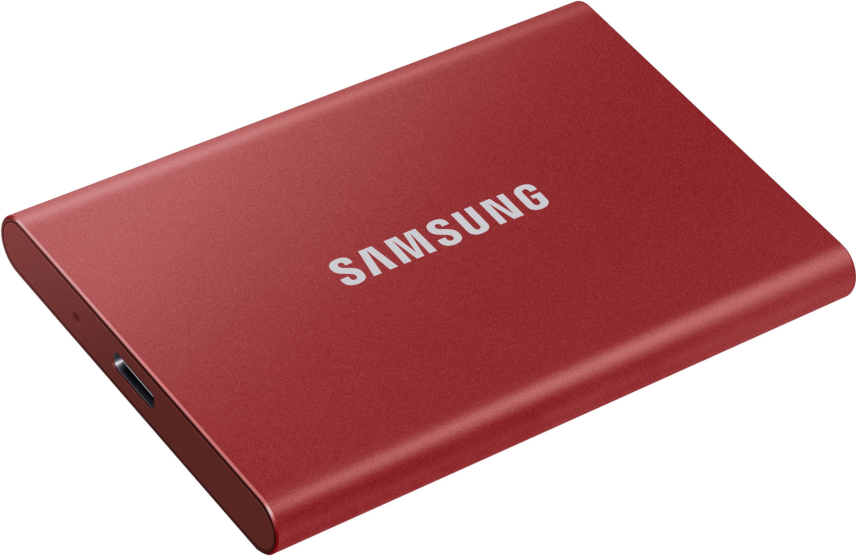Externe, rote Samsung-Festplatte mit USB-Anschluss, geeignet zur Datenspeicherung und tragbar.