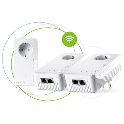 Drei weiße Netzwerkadapter von Devolo mit Steckdosenanschluss und LAN-Ports. Ein grünes WLAN-Symbol schwebt darüber.