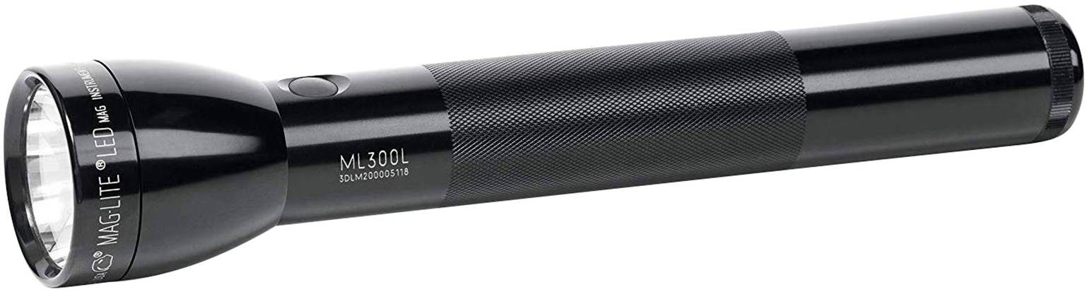 Eine schwarze Taschenlampe, Modell Maglite ML300L LED, liegt auf einer weißen Oberfläche.