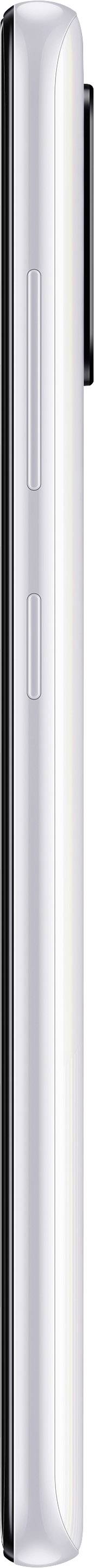 Seitliche Ansicht eines Smartphones, das silbern ist. Es zeigt die Kante mit zwei seitlichen Tasten.