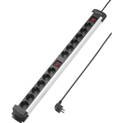 Steckdosenleiste mit zwölf Steckplätzen und zwei roten Schaltern, schwarzes Kabel mit Schuko-Stecker, silbernes Gehäuse.