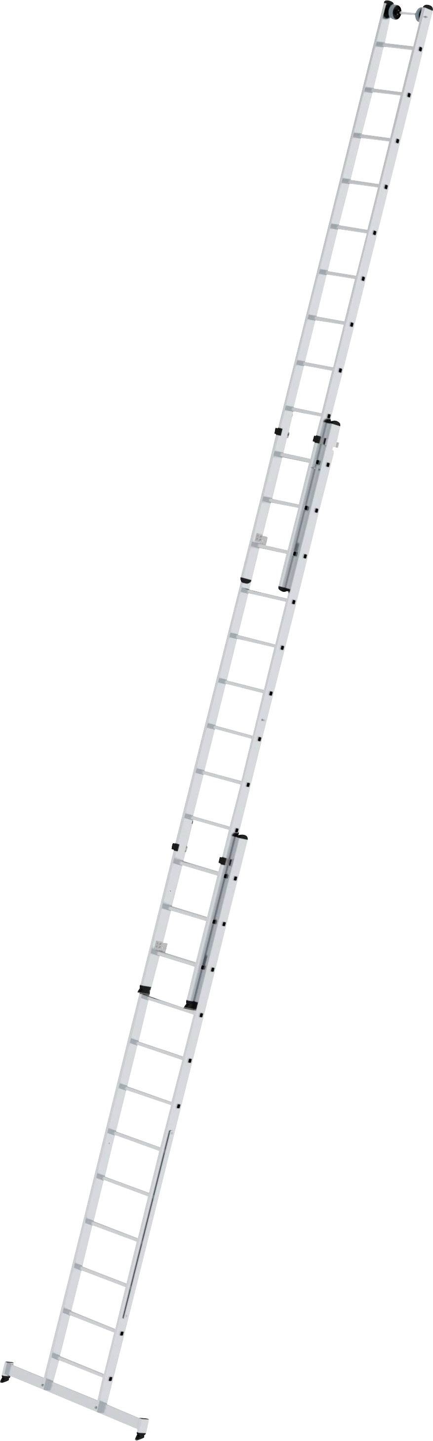Eine lange, ausziehbare Aluminiumleiter mit mehreren Stufen, die angewinkelt und vollständig ausgefahren ist.