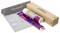 Klebestift mit Verpackung und Anleitung. Die Verpackung und das Blatt zeigen die Marke 'magigoo' und Anweisungen zur Anwendung.