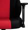 Schwarz-roter Bürostuhl mit höhenverstellbarer Armlehne, ergonomisches Design, Fokus auf Komfort und Unterstützung.