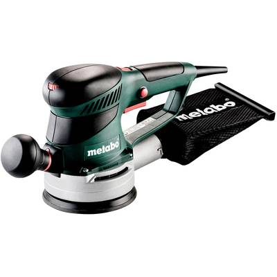 Eine grüne und schwarze elektrische Schleifmaschine der Marke 'Metabo' mit Staubbeutel, auf einem hellen Hintergrund.