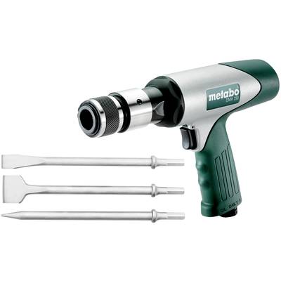 Druckluft-Hammer mit grünem Griff und drei Meißelaufsätzen, geeignet für Metall- oder Bauarbeiten. Markenzeichen 'metabo'.