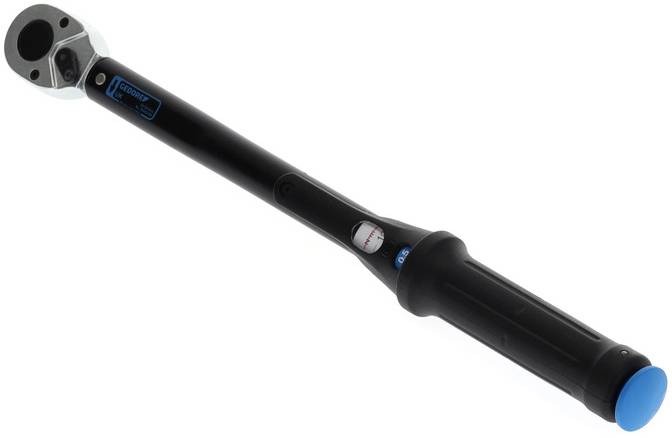 Schwarzer Drehmomentschlüssel mit blauem Griff, geeignet für präzise Einstellungen in handwerklichen oder mechanischen Arbeiten.