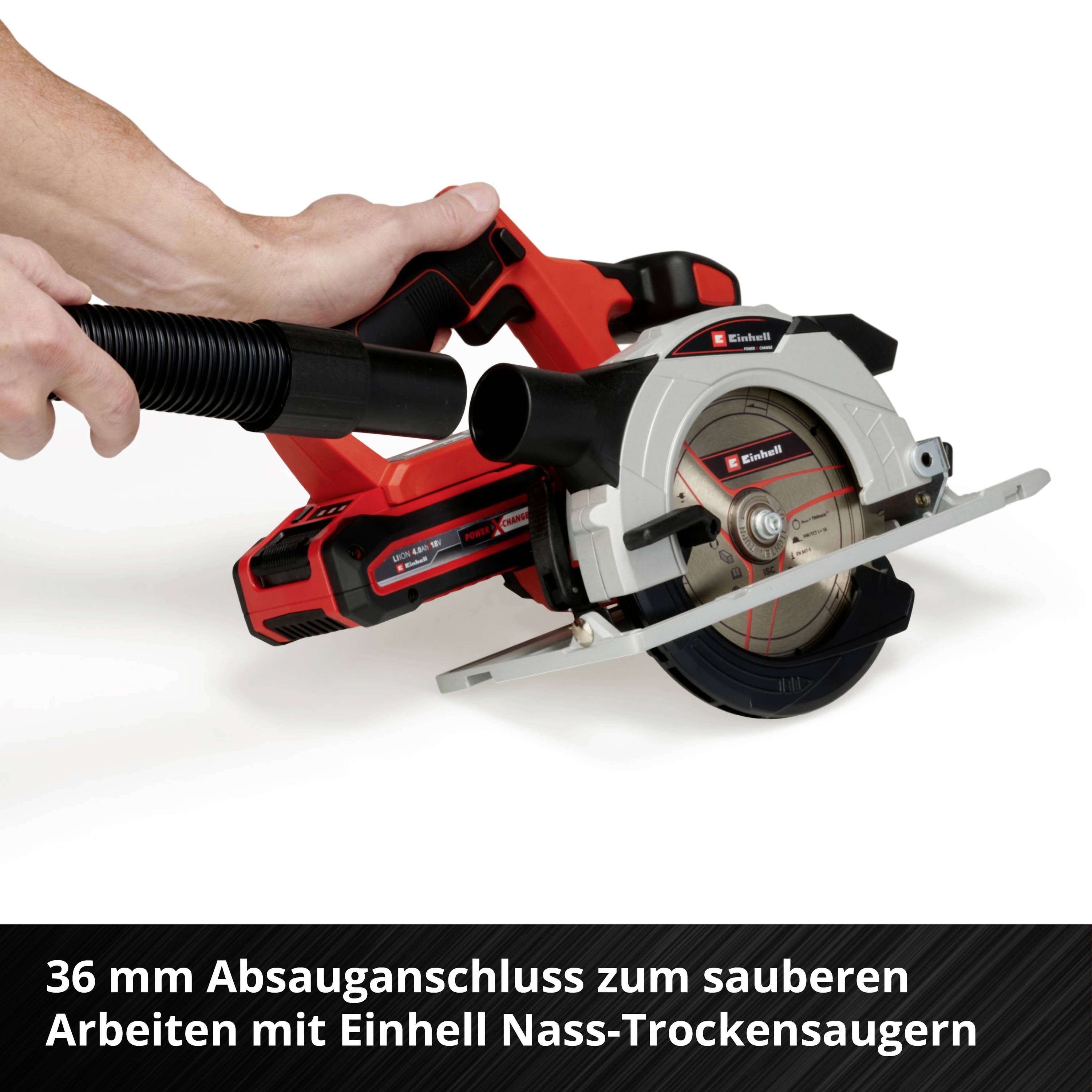 'Akkukreissäge mit Absauganschluss. Hand hält Sägegriff. Text: 36 mm Absauganschluss zum sauberen Arbeiten mit Einhell Nass-Trockensaugern.'
