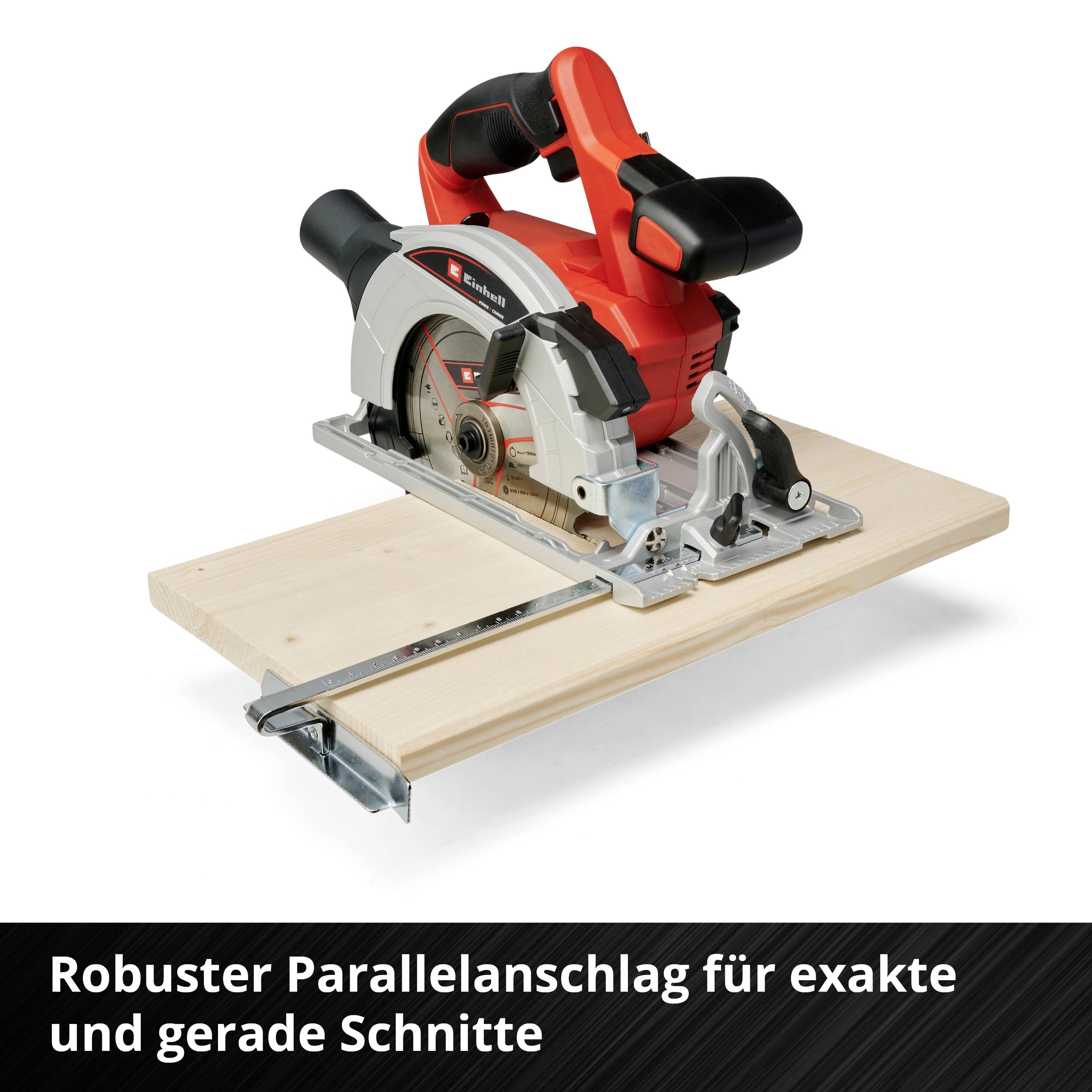 Kreissäge mit Holzführung für präzise Schnitte auf einem Brett. Text: 'Robuster Parallelanschlag für exakte und gerade Schnitte'.