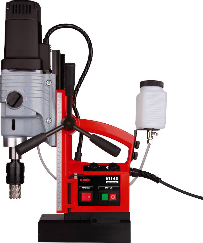 Bohrmaschine mit rotem Gehäuse und Aufbewahrungsbehälter. Enthält Schalter für Magnet und Motor.