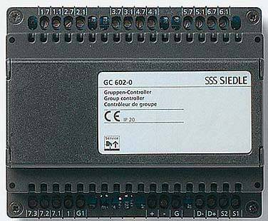 Ein Gruppen-Controller GC 602-0 von SSS Siedle, verwendet zur Steuerung und Verbindung von technischen Geräten in einem System.