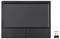 Ein schwarzes Touchpad mit zwei Tasten und einem kleinen USB-Empfänger daneben, entwickelt für die kabellose Nutzung mit Computern.