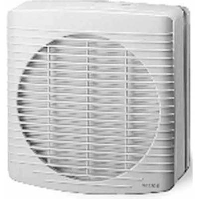 Das Bild zeigt einen weißen Lüfter mit horizontalen Lamellen, die das runde Ventilatorgitter bedecken.