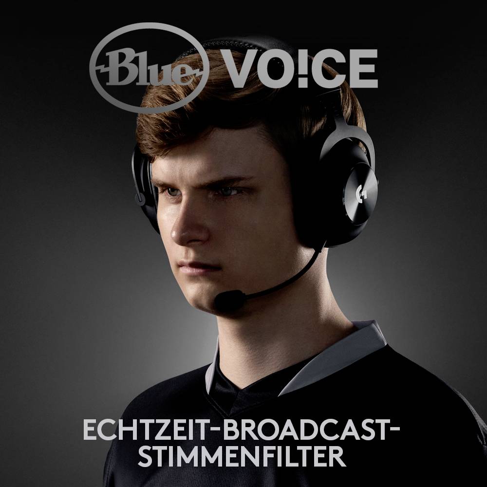 Ein Mann mit Kopfhörern und Mikrofon, darüber der Text 'Blue VO!CE', darunter 'Echtzeit-Broadcast-Stimmenfilter'.