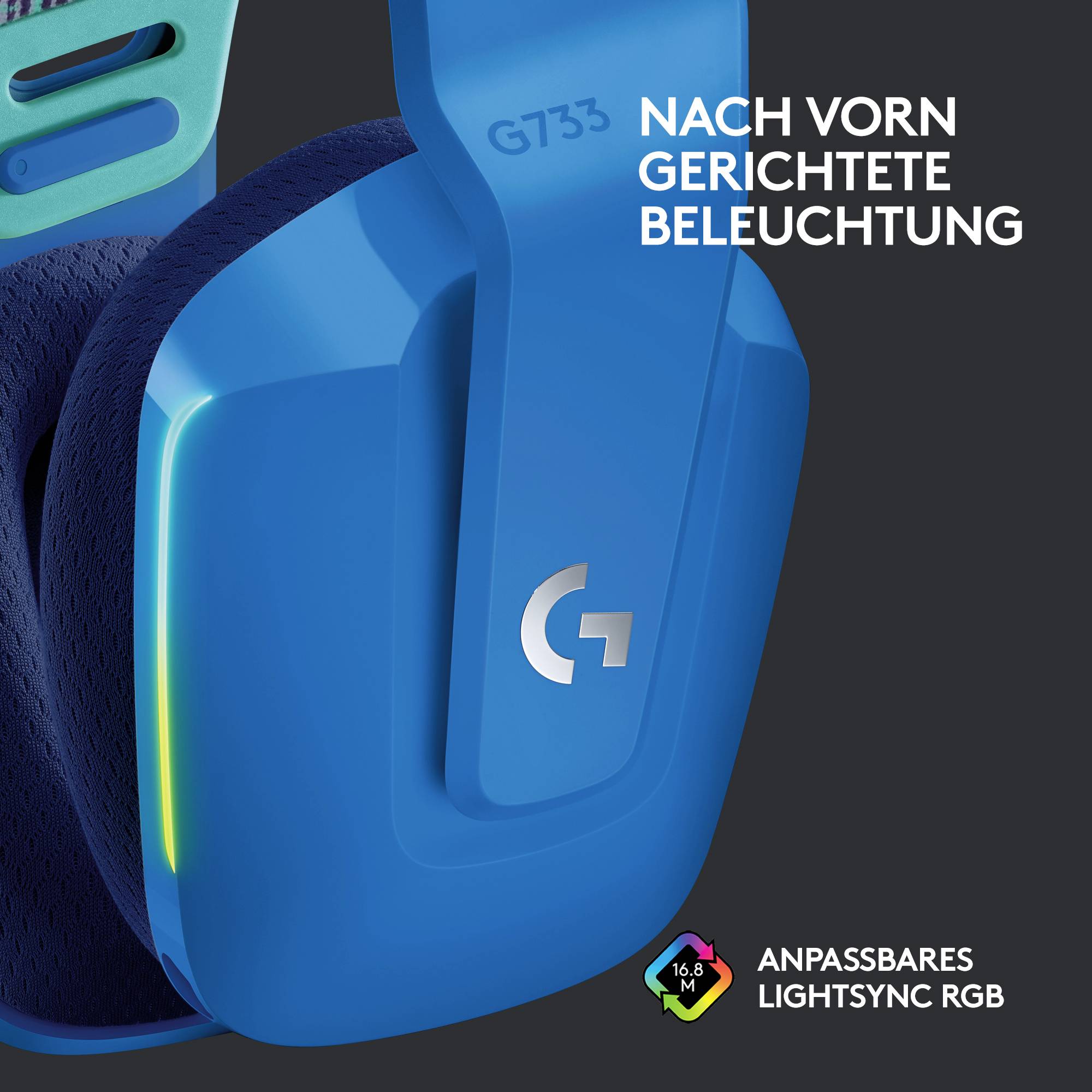 Ein blaues Gaming-Headset mit der Aufschrift 'G733' und 'NACH VORN GERICHTETE BELEUCHTETE', daneben ein Logo mit 'ANPASSBARES LIGHTSYNC RGB'.
