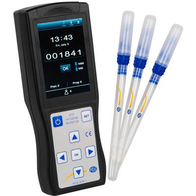 Handgerät zur Hygieneüberprüfung mit digitalem Display und Testergebnissen, daneben drei Teststäbchen zur Messung von ATP-Werten.