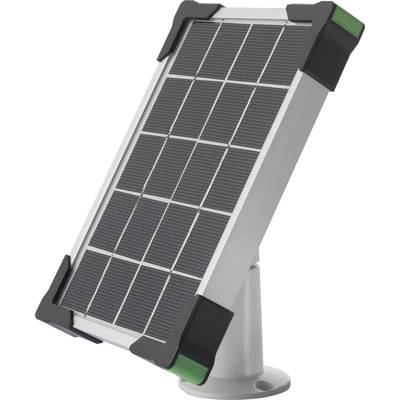 Ein schräg montiertes Solarpanel steht auf einem weißen Sockel. Es hat eine rechteckige Form und ist von einem schwarzen Rahmen umgeben.