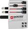 Ein Reiseadapter mit mehreren Steckertypen (UK, EU, USA, AUS) von SKROSS, gestaltet in der Schweiz. Designed für weltweite Kompatibilität.