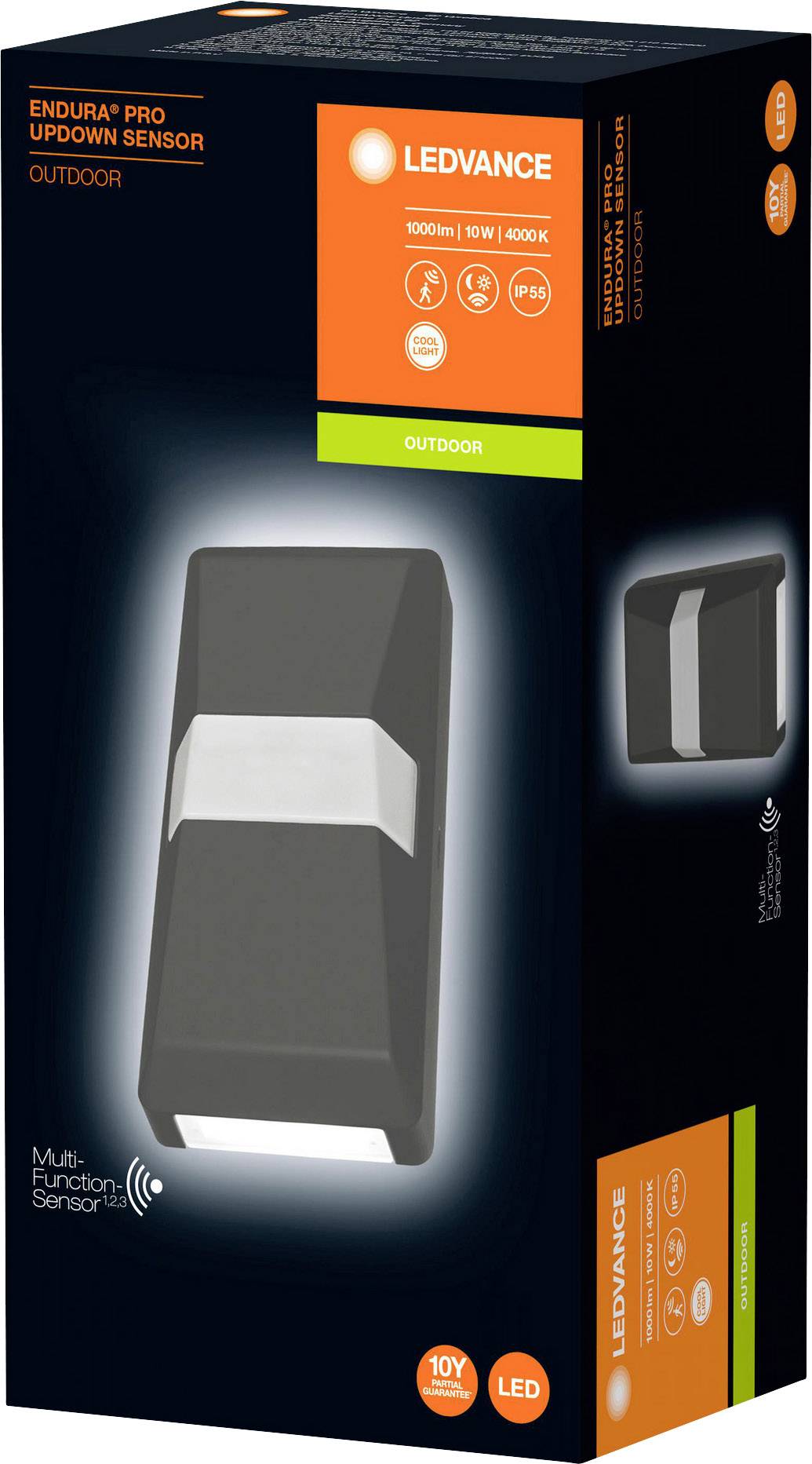 Schwarze LED-Leuchte der Marke Ledvance in Verpackung. Produktname 'Endura Pro Updown Sensor', geeignet für den Außenbereich.