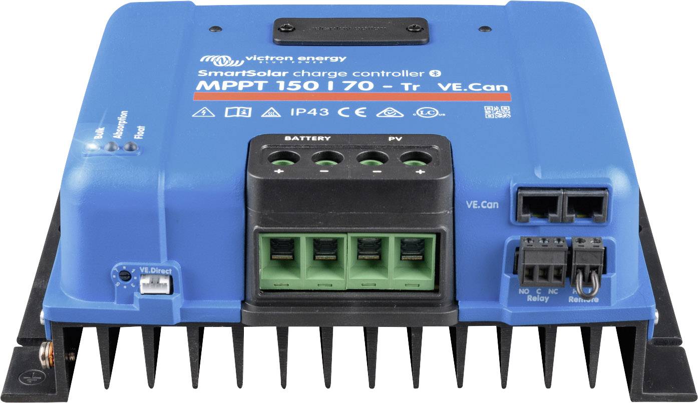 Blauer MPPT 150/70 Solarladeregler mit mehreren Anschlüssen, geeignet für Solaranlagen. Gehäuse mit Logos und technischen Angaben.