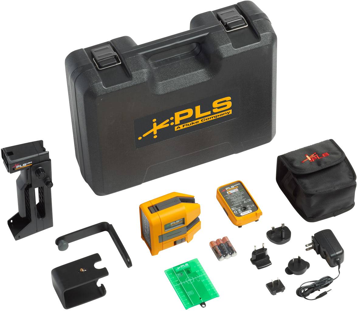 Ein Lasernivelliergerät-Set von PLS, mit Zubehör wie Befestigungswinkel, Ladegerät, Batterien und Transportkoffer. Ideal für Bauprojekte.