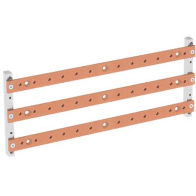 Ein Modellbau-Element mit drei parallelen, orangefarbenen Streben, die von zwei grauen Halterungen an den Enden gehalten werden.