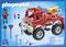 Playmobil Feuerwehrtruck-Set mit Figur, Löschfahrzeug, Zubehör wie Axt und Besen. Geeignet für Kinder ab 4 Jahren. Enthält Batterien.