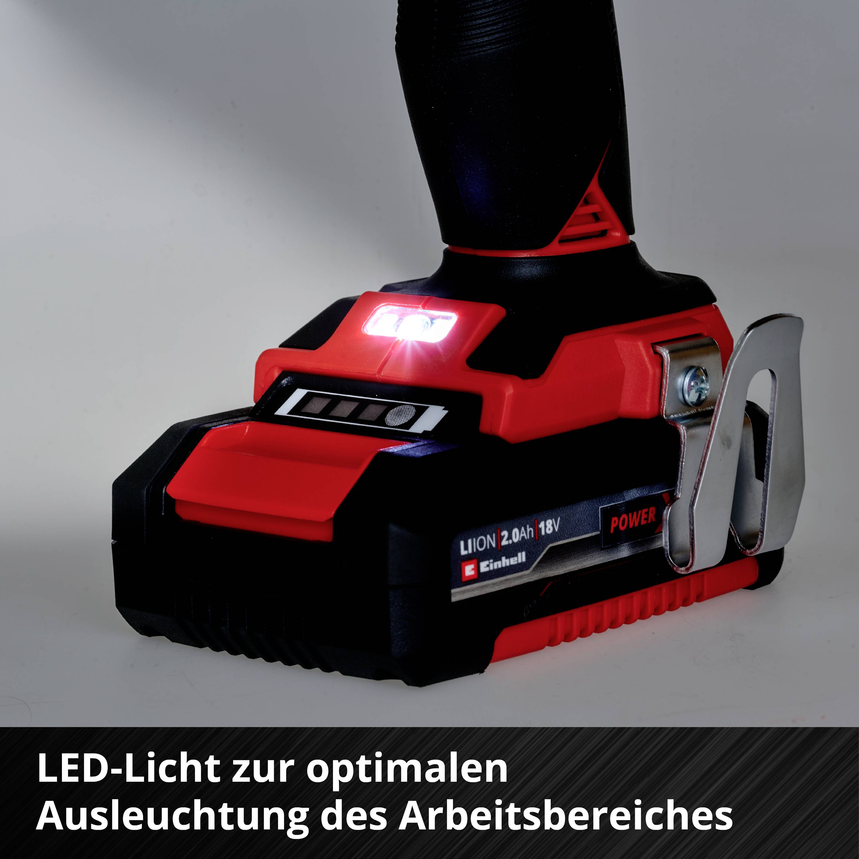 Ein Akku-Bohrschrauber mit beleuchtetem LED-Licht am Boden. Text im Bild: 'LED-Licht zur optimalen Ausleuchtung des Arbeitsbereiches'. 