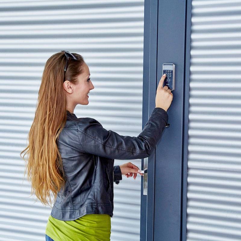 Abbildung: moderner Einbruchschutz durch ein Codeschloss