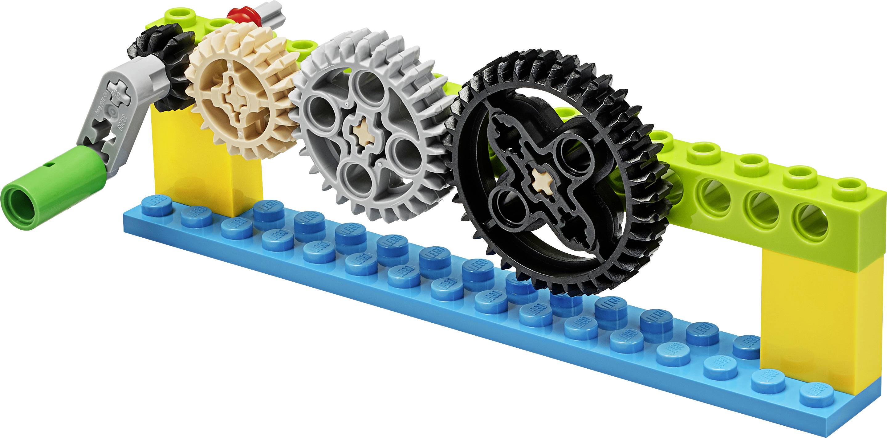Ein Lego-Modell zeigt Zahnräder in verschiedenen Farben montiert auf einer blauen Basis mit grüner Vertikalstruktur.