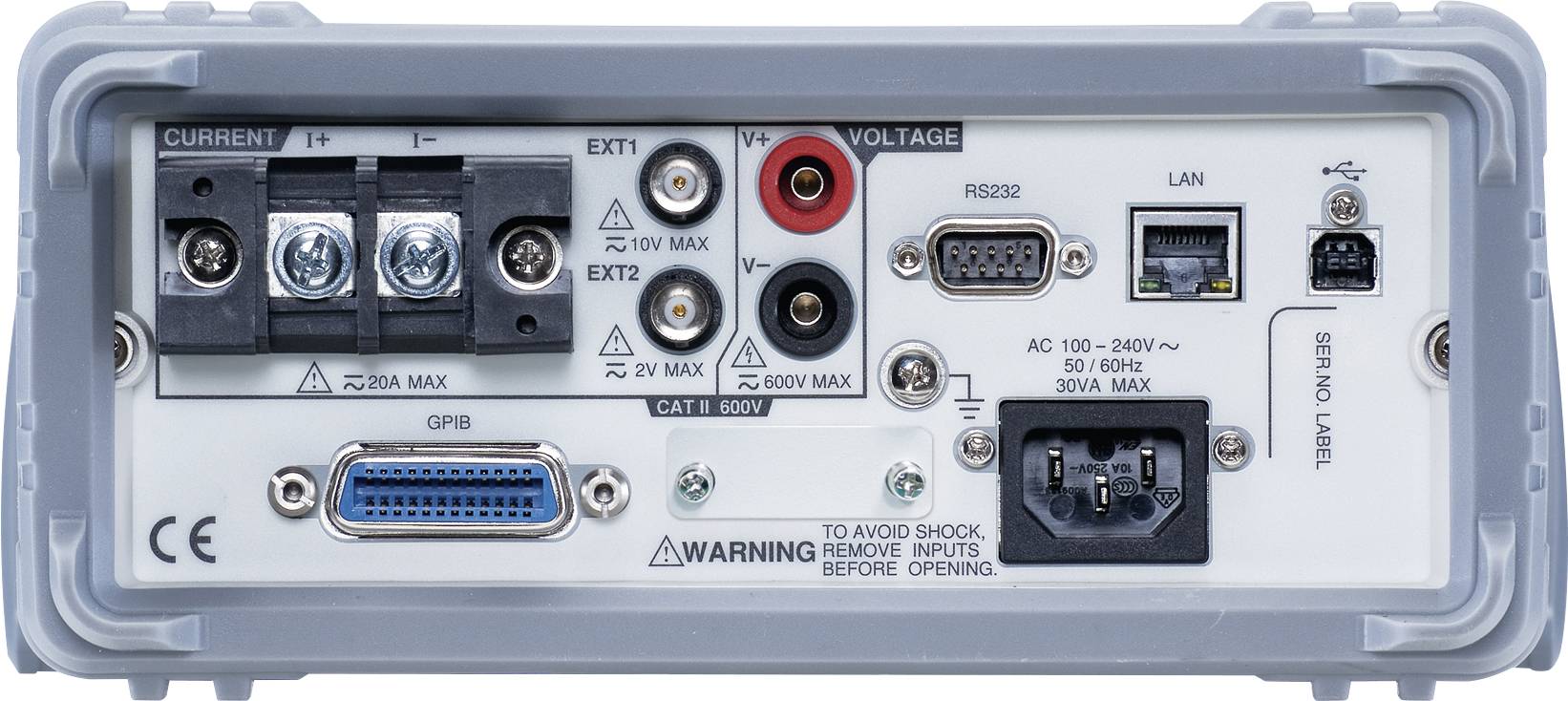 'Rückseite eines elektrischen Messgeräts mit Anschlüssen: Strom, Spannung, LAN, RS232, GPIB, AC-Eingang, Warnhinweis zur Sicherheit.'