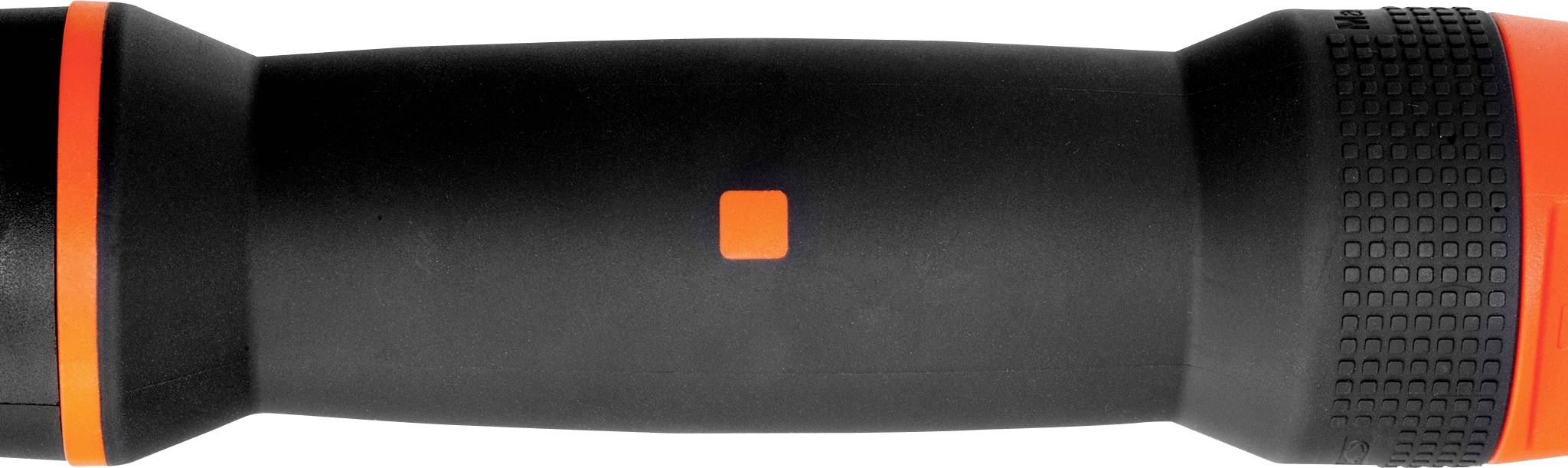 Schwarze Taschenlampe mit orangen Details, Batteriefach sichtbar, liegend.