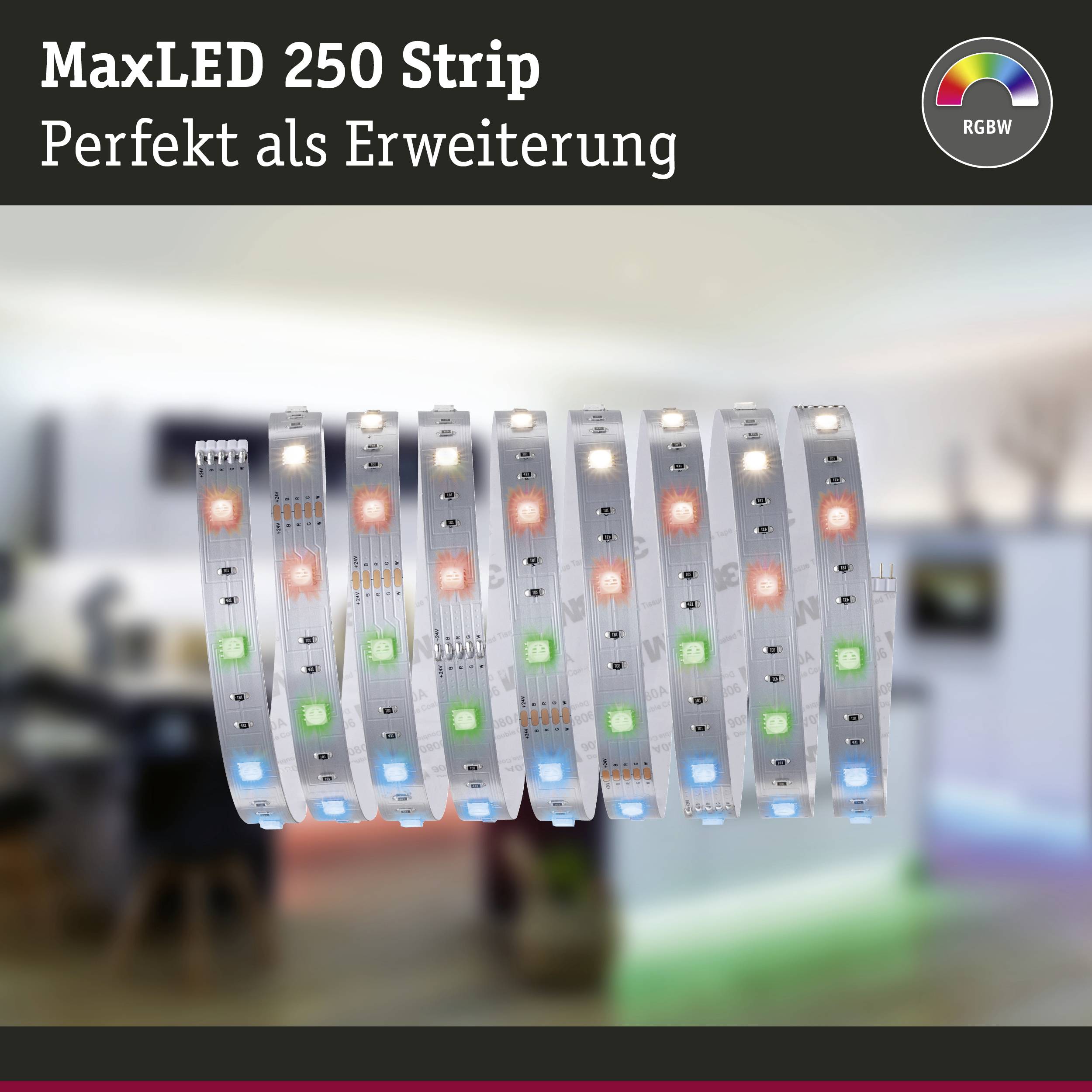 MaxLED 250 Strip, weiß und bunt leuchtend, vor einem verschwommenen Innenraumhintergrund, beworben als perfekte Erweiterung.