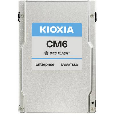 Festplattenlaufwerk von Kioxia, Modell CM6, mit Beschriftung 'BiCS FLASH Enterprise NVMe SSD' auf dem Gehäuse.