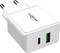 Ein weißes USB-Ladegerät mit zwei Steckdosen und zwei USB-Anschlüssen: ein USB-C und ein USB-A. Markenname 'Ansmann' auf der Vorderseite.