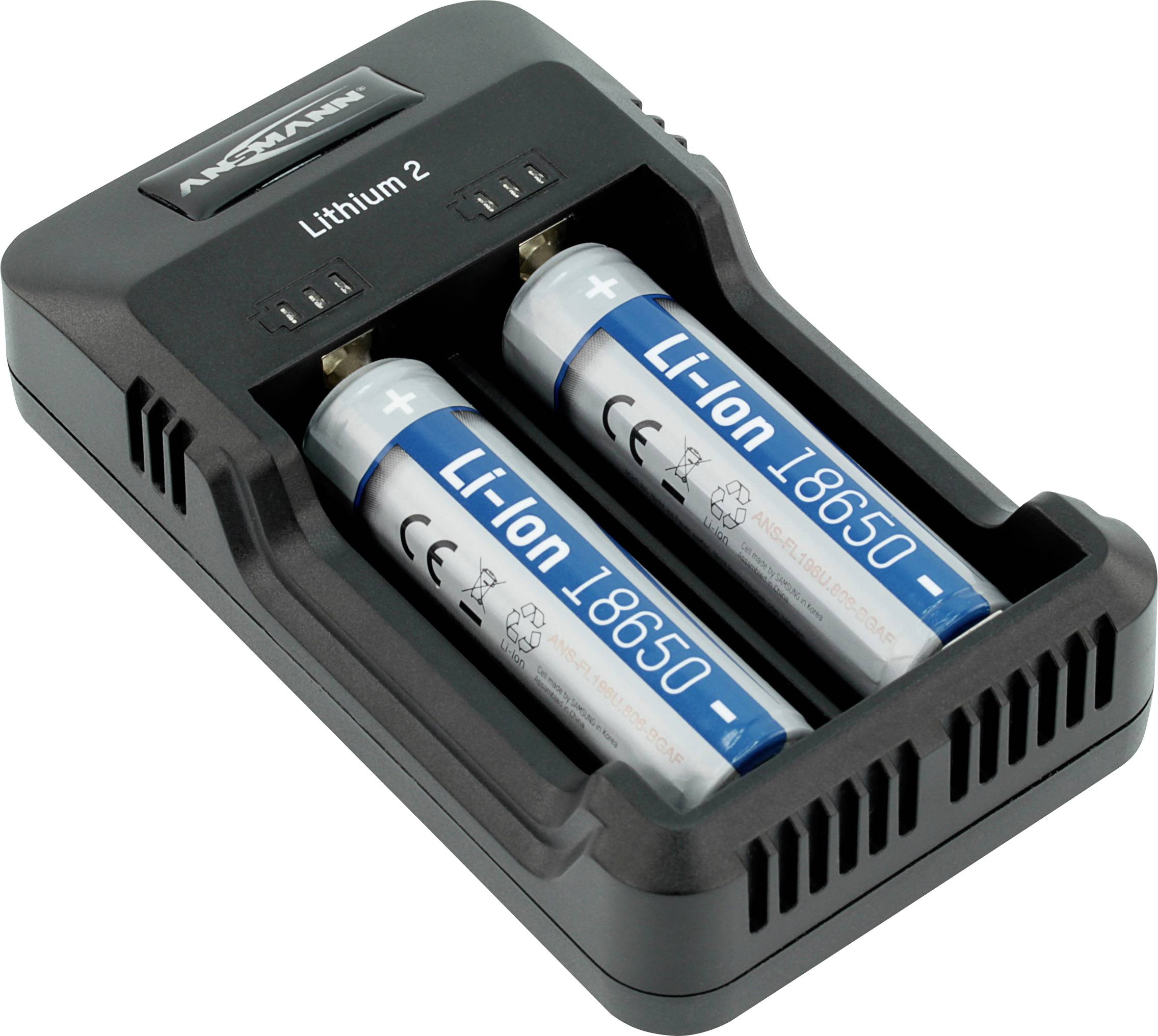 Ein Ladegerät mit zwei eingelegten Lithium-Ionen-Akkus, Typ 18650.
