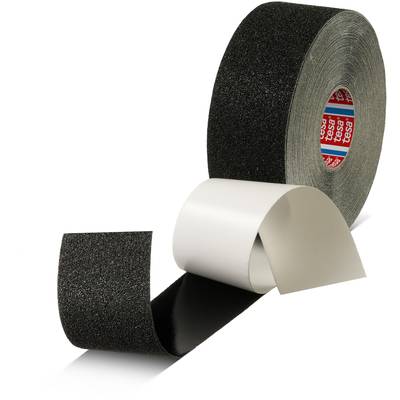Eine Rolle schwarzes rutschfestes Klebeband mit grober Textur, teilweise abgewickelt, zeigt die Rückseite und die haftende Fläche.