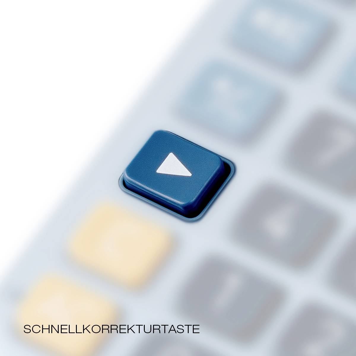 Ein Taschenrechner mit hervorgehobener blauer Taste, die ein Pfeil nach links anzeigt, begleitet von dem Text 'Schnellkorrekturtaste'.